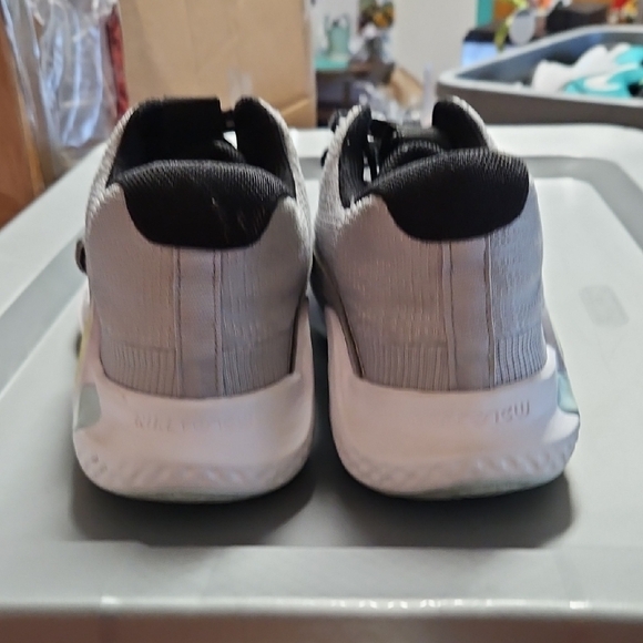 Nike KD Trey 5 X Mens Size 8.5 - Picture 4 of 6